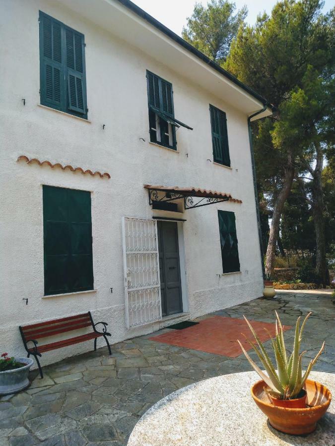 Torre Alpicella Holiday Home, A Scenic Escape Into Nature And Relaxation Diano Marina Bagian luar foto
